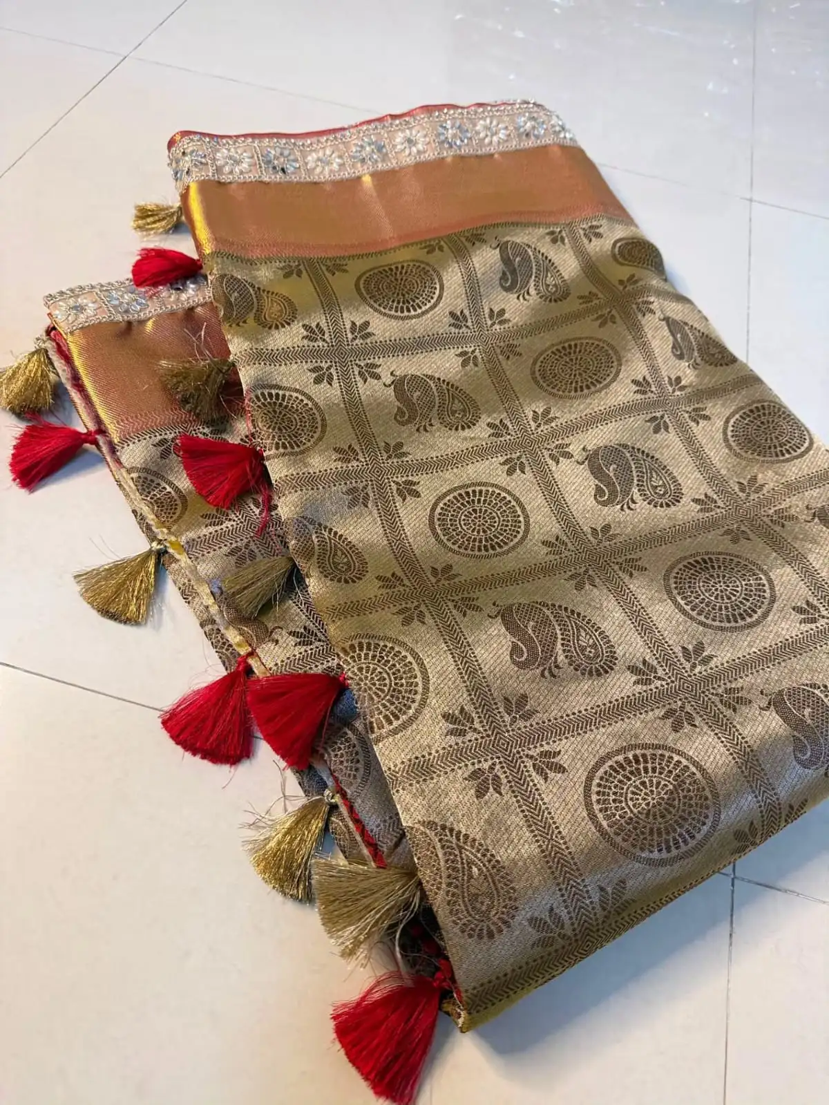 Banarasi Paisley Medallion Tissue Lace Saree